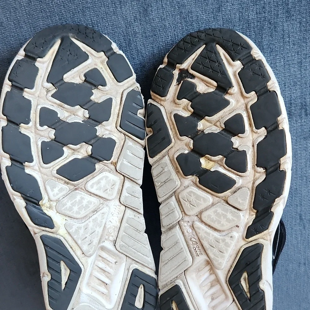 Hoka One One ARAHI 5 Black Running Shoes Sz 7.5